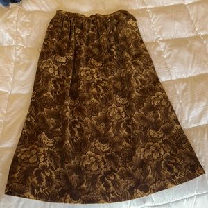 Vintage Ann Klein skirt; beautiful lightweight soft wool